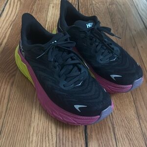 Hoka Womens Arahi 6